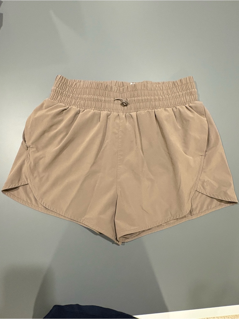 all in motion Beige Elastic-Waist Athletic Shorts